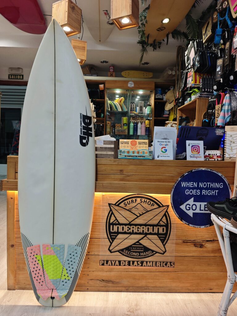 Dhd 3DV Tabla de surf shortboard 5’10 – 29.5L – ★ 4/5
